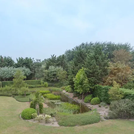 Zeeflat With Parking And Shared Pool By Interhome Apartman De Haan