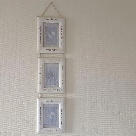 Apartament Zeeflat With Parking And Shared Pool By Interhome